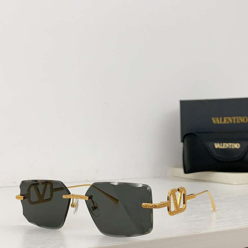 Picture of Valentino Sunglasses _SKUfw54107495fw